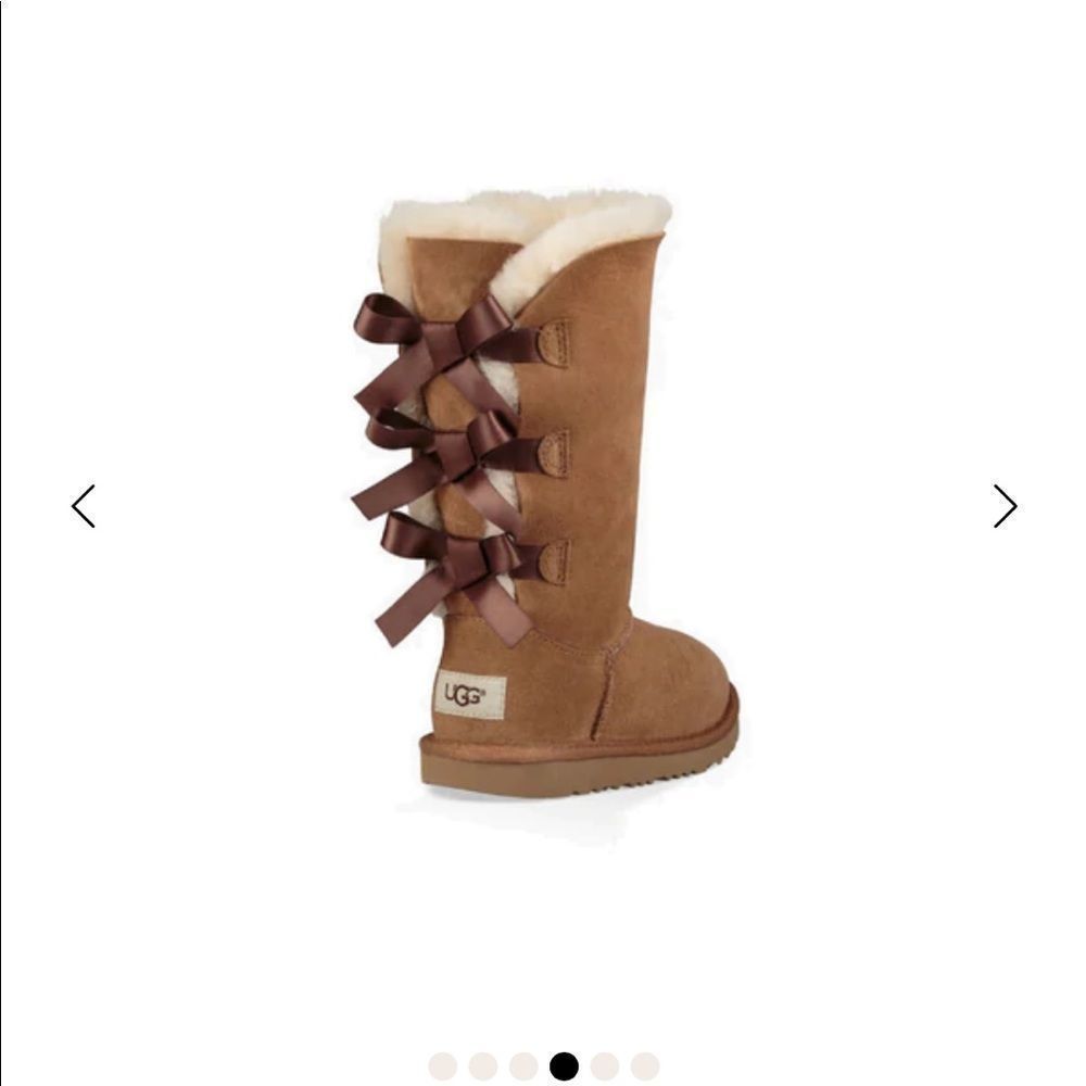 UGG Kids' Bailey Bow Tall II (Chestnut)size 2
